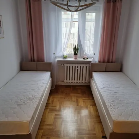 Dworzec Pkp Apartment *