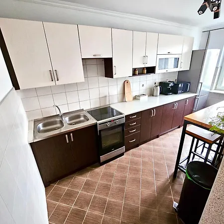 Dworzec Pkp Apartman *